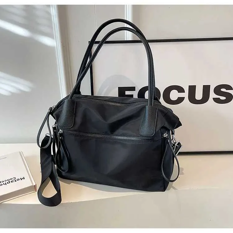 Sac à main en toile de nylon pour femmes, nouvelle tendance automne/hiver 2024, sac messager coréen décontracté de grande capacité, sac à main Y241011_voghion.com