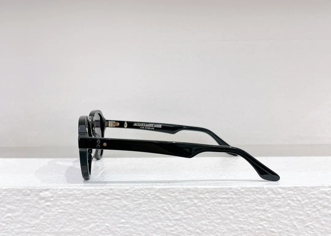 for Men Women Retro Large Frame Glasses Outdoor Tourism Street Shoot Sun and UV Protection UV400 jacquemuly Sunglasses_voghion.com