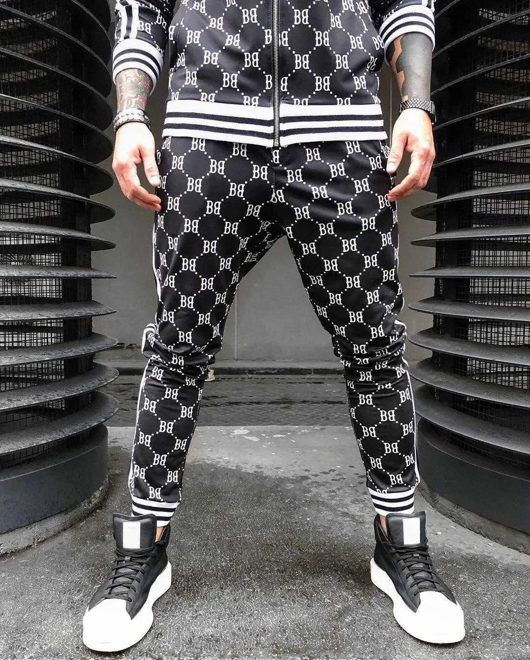 Uomo Tracuits uomo tracuit Sets Moda Plaid Giacca maschile + Pantaloni Set 2 pezzi Tuta sportiva Autunno Stampa 3D di alta qualità_voghion.com