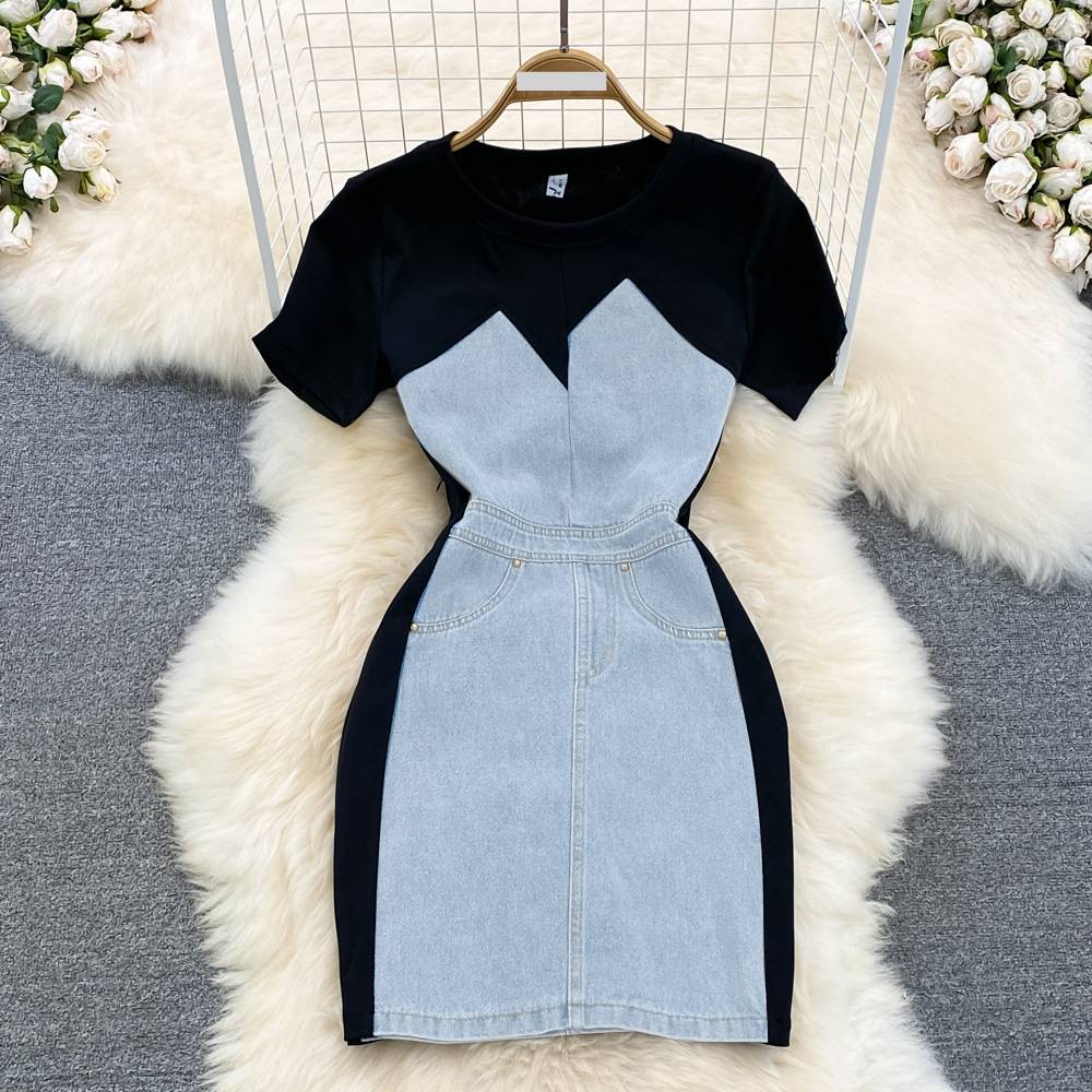 Vêtements pour femmes, col rond, manches courtes, épissage en denim, coupe slim, robe courte aux hanches, été