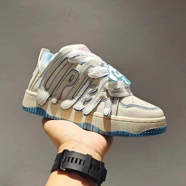 Thick Soled Round Toe Sponge Cake Couple Style Sneakers With Breathable Mh Comfortable And Versatile Casual Sports_voghion.com