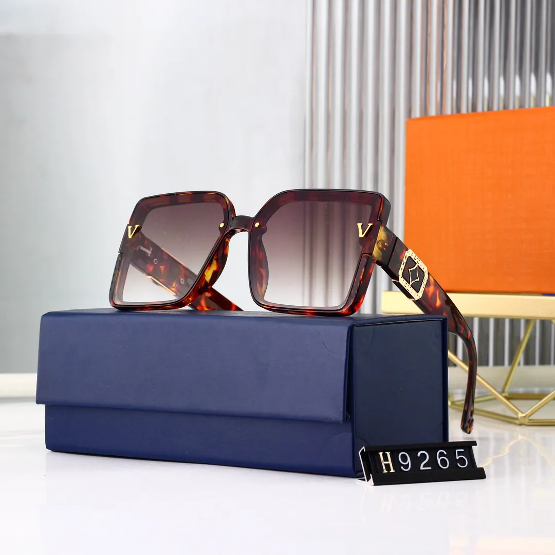 Designer Channel Cycle Lussuoso Moda Donna Uomo Occhiali da sole Diamond Square Parasole Crystal Shape Sun Pacchetto completo_voghion.com