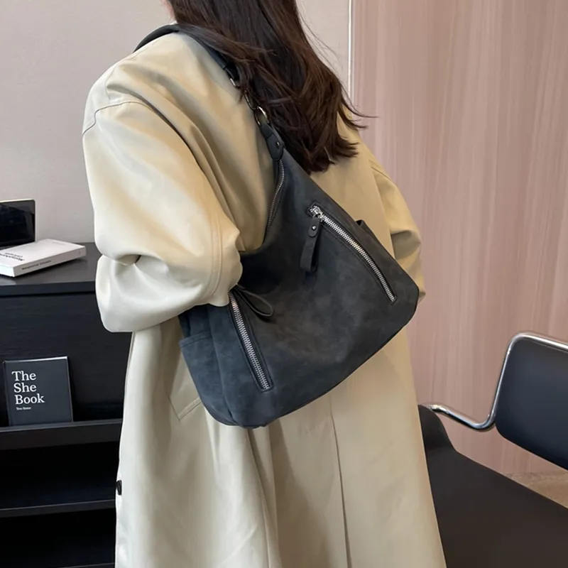 Borsa a tracolla singola da donna con tracolla obliqua di design Borse di grande capacità Hobo retrò in pelle PU opaca_voghion.com
