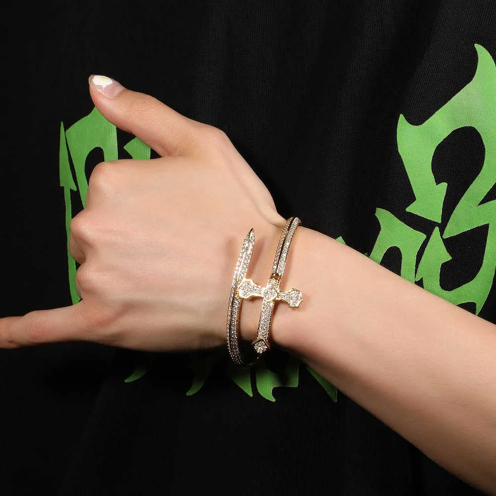 2024 New Sword Justice Gold Sier Color Cubic Zircon Cross Bracelet men Women Men Hip hop Jewelry_voghion.com