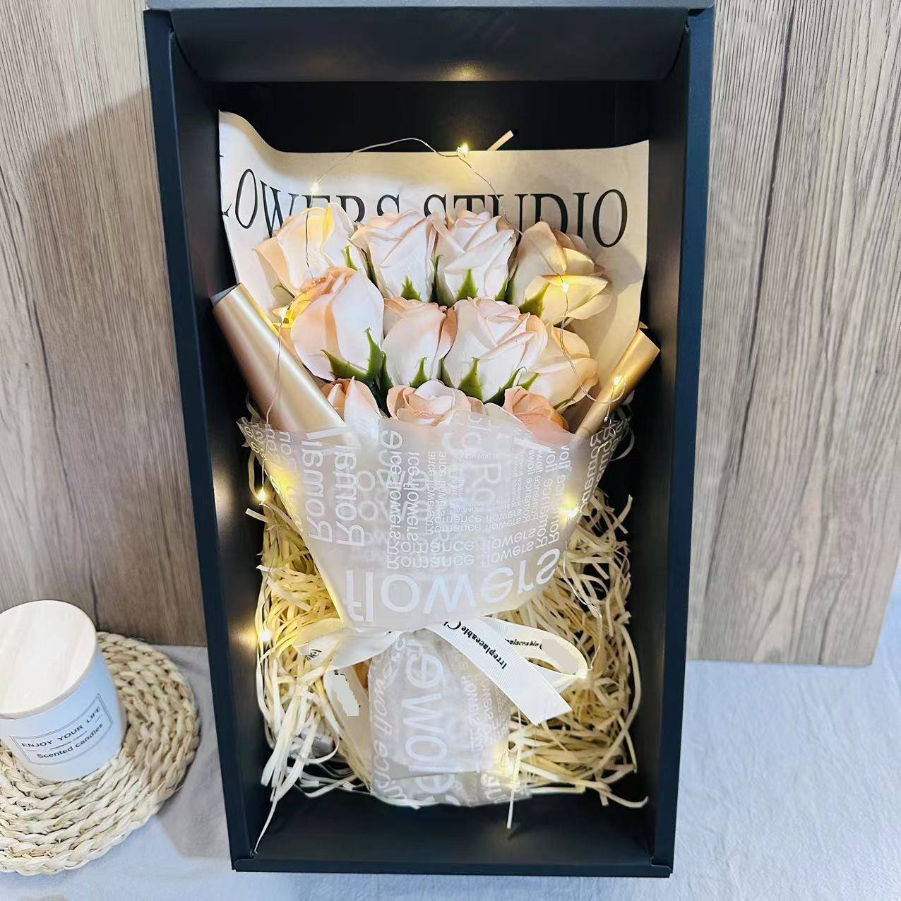 Cadeaux de Noël, bouquet de roses et tulipes artificielles, cadeau d'anniversaire, fabricant de bouquets._voghion.com