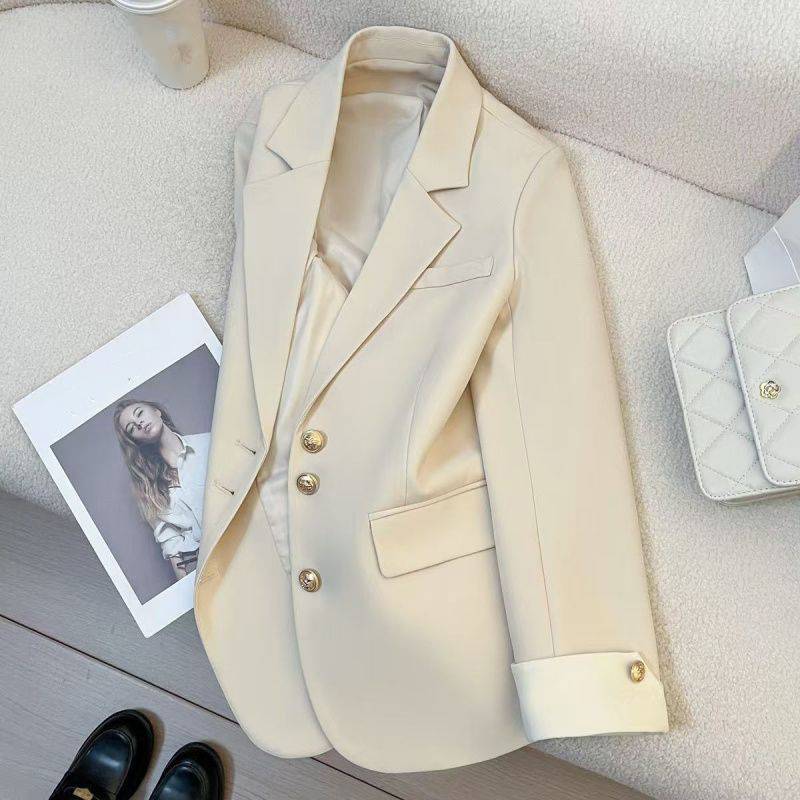 Vêtements pour femmes Nouveau costume automne haut de gamme printemps et automne conception de voyage style collège tempérament décontracté mode petit costume