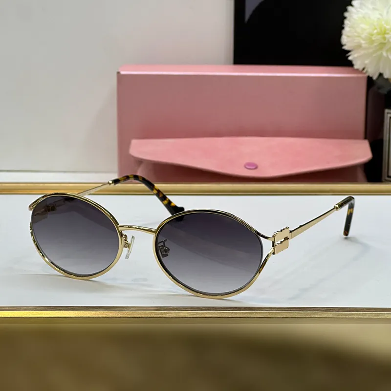 Ruhige Herrenflut Ja Rahmen Selbstbewusste Strahlung für Frauen Schöne Mui Damen Designer Sonnenbrille Hochwertige ovale Sonne Retro_voghion.com