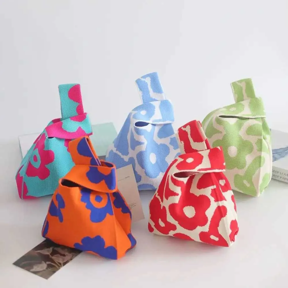 Sac à main tissé réutilisable en tricot avec texte au poignet Y241106_voghion.com