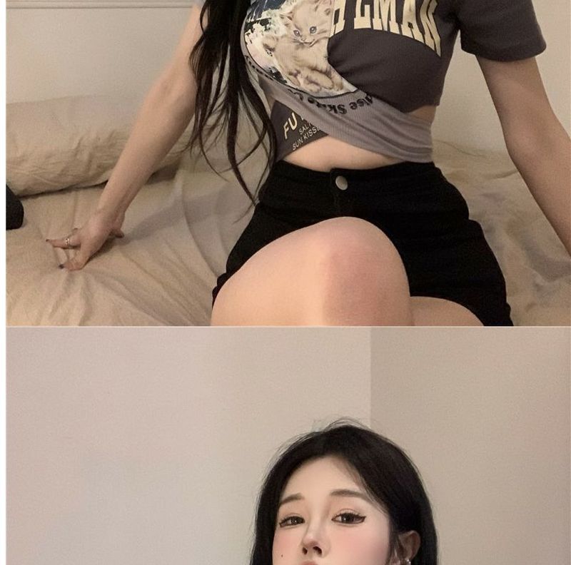 Spicy Girl Strap T-shirt met korte mouwen voor de zomer van vrouwen Instagram Trendy ontwerp, kleine opdruk, strak kruis, unieke top_voghion.com