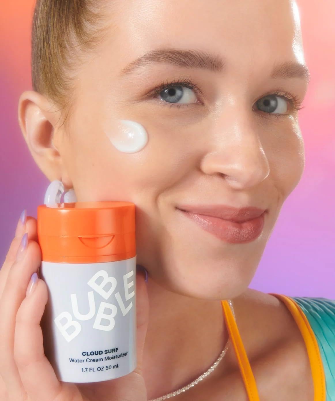 Noua cremă hidratantă pentru față Bubble Cloud Surf | Pentru ten normal până la uscat | Hidratare și hrănire profundă | Formulă ușoară, cu absorbție rapidă_voghion.com