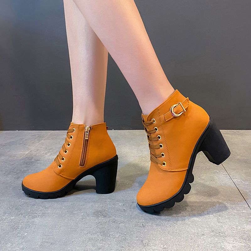 Herbst High Single Gürtelschnalle Schuhe Dicker Absatz Kurzer runder Kopf Martin Damen Schnürung und nackte Ritterstiefel_voghion.com