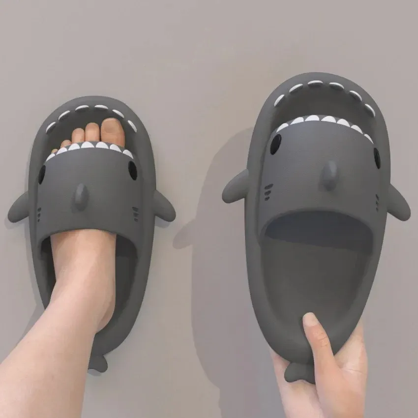 2024 Men Shark Slippers Boy Bathroom Non-Slip Flat Sandals Adults Outdoor Soft Thick Slides Kids Cute Solid Color EVA_voghion.com
