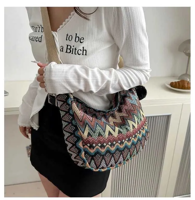 Wave Pattern Design Crossbody for Women New Large Capacity Canvas Shoulder Bag Versatile College Students Dumpgs_voghion.com