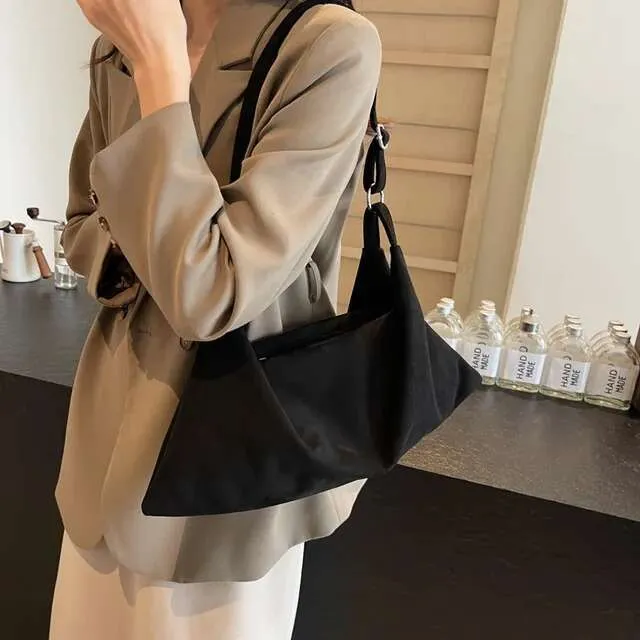 Large Capacity Veet Drawstring Messenger Shopping Underarm Commuter Tote Women's Bag Autumn And Winter All-match_voghion.com