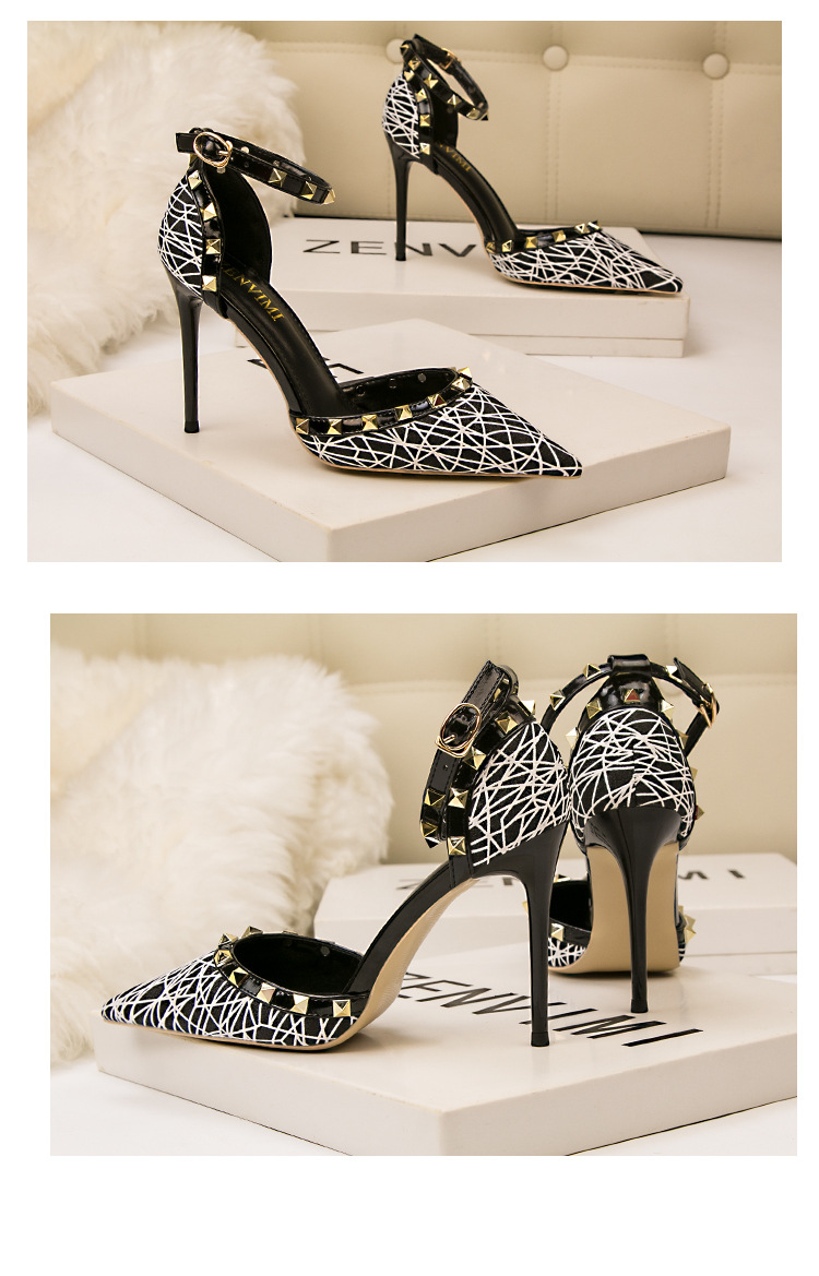 9288-20 Sexy Abnehmen Stiletto Nachtclub Damen Schuhe High Heels Flach Spitzschuh Hohl Niet Strap Sandalen_voghion.com