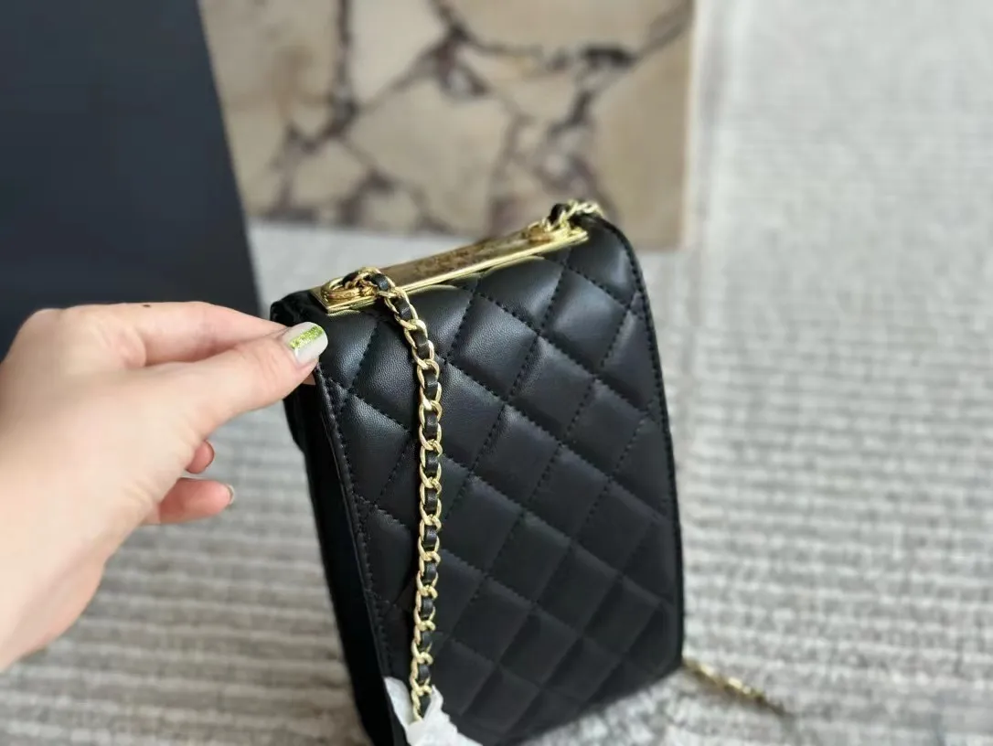 Cellphone - Chic Mini Quilted Lamb Leather Crossbody Case, Women's Phone Bag With Gold Chain, Lightweight For Daily Use_voghion.com