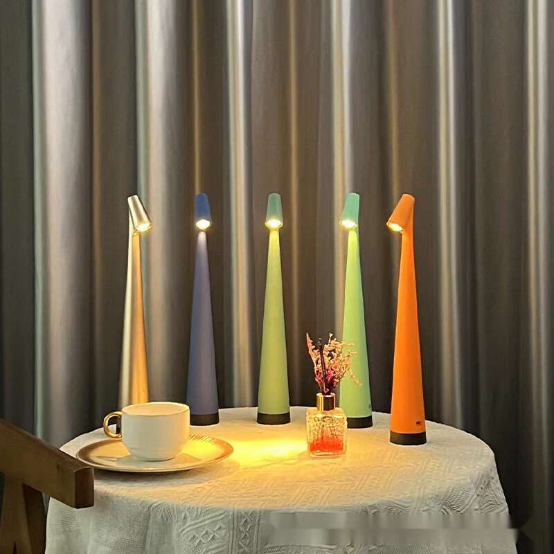 Neues Umgebungsnachtlicht, Lampe, Ins-Stil, leichter Luxus, einfache, hochfüßige, über USB wiederaufladbare Schlafzimmerdekoration, Auge_voghion.com