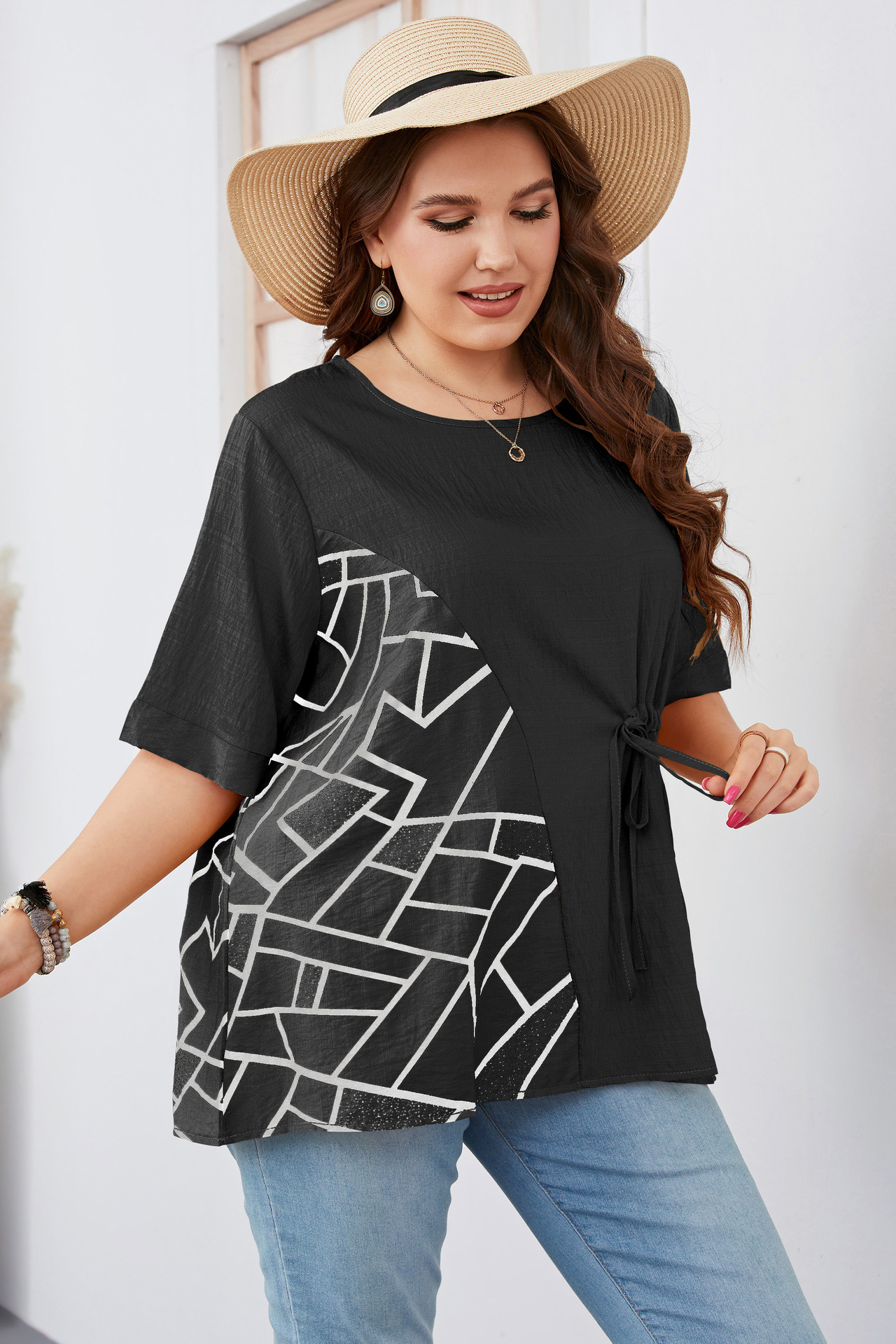 plus size women's clothing five-point short-sleeved round neck slim temperament commuting solid color plus size fat girl shirt_voghion.com