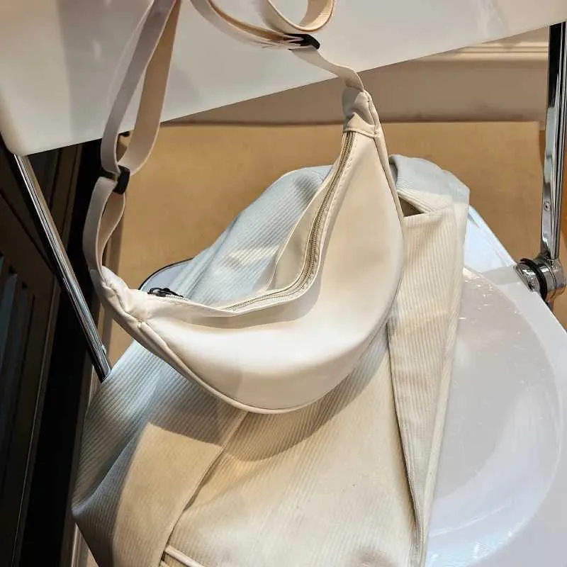 Einfaches Design Damen Umhängetasche Mode Damen Nylon Hobos Kleine Schultertaschen Vintage weibliche Mädchen Geldbörse Tuch_voghion.com
