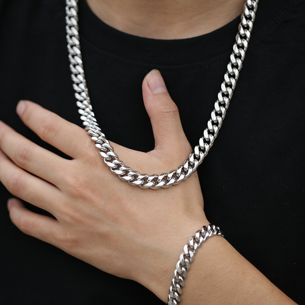 Trendy and cool stainless Cuban men's domineering titanium steel rough bracelet, hip-hop buckle jewelry_voghion.com