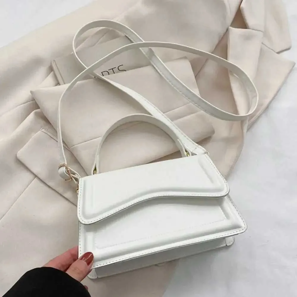 Neu Frauen Mode Sg Schulter Trend PU Leder Textur Messenger Handtaschen Solide Freizeit Stilvolle Umhängetaschen für_voghion.com