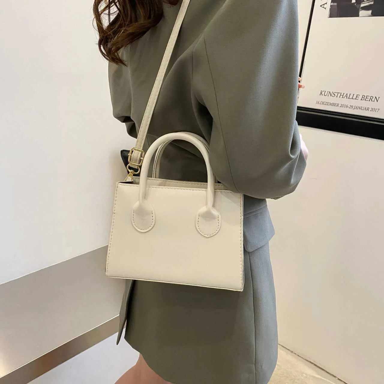 Minimalist Black Small Square All-Match Top Handle Purse Classic Shoulder Bag For Work.C241116C241116_voghion.com