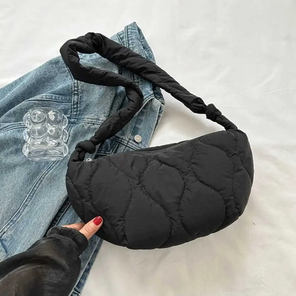 Quilted Shoulder Bag For Women Large Capacity Puffy Messenger Bag_voghion.com