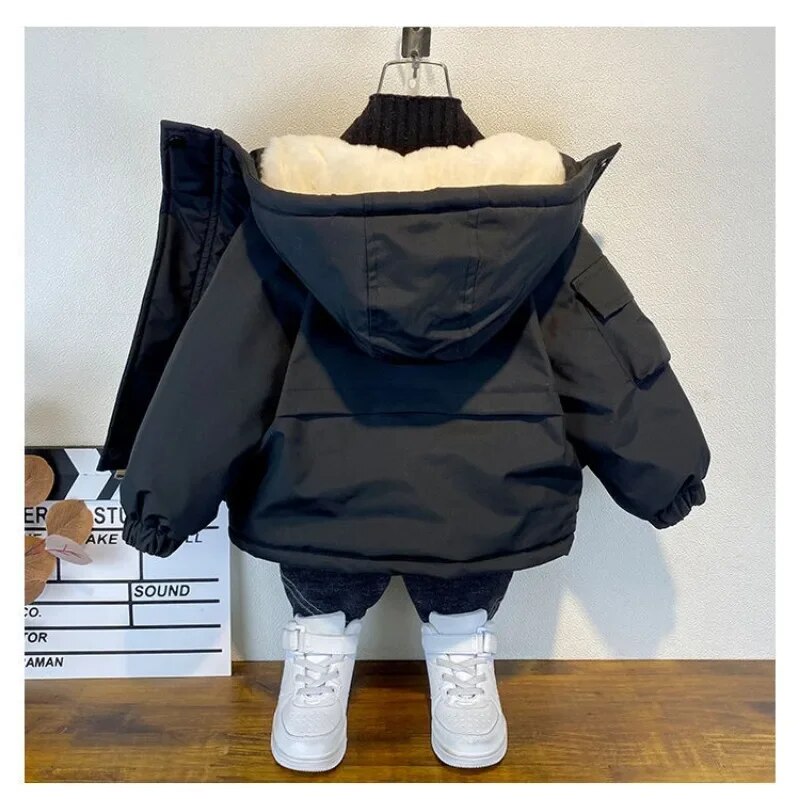 Nova jaqueta de algodão para inverno, casaco preto com capuz para meninos, roupas para crianças, adolescentes de 3 a 8 anos, parka acolchoado, traje de neve_voghion.com