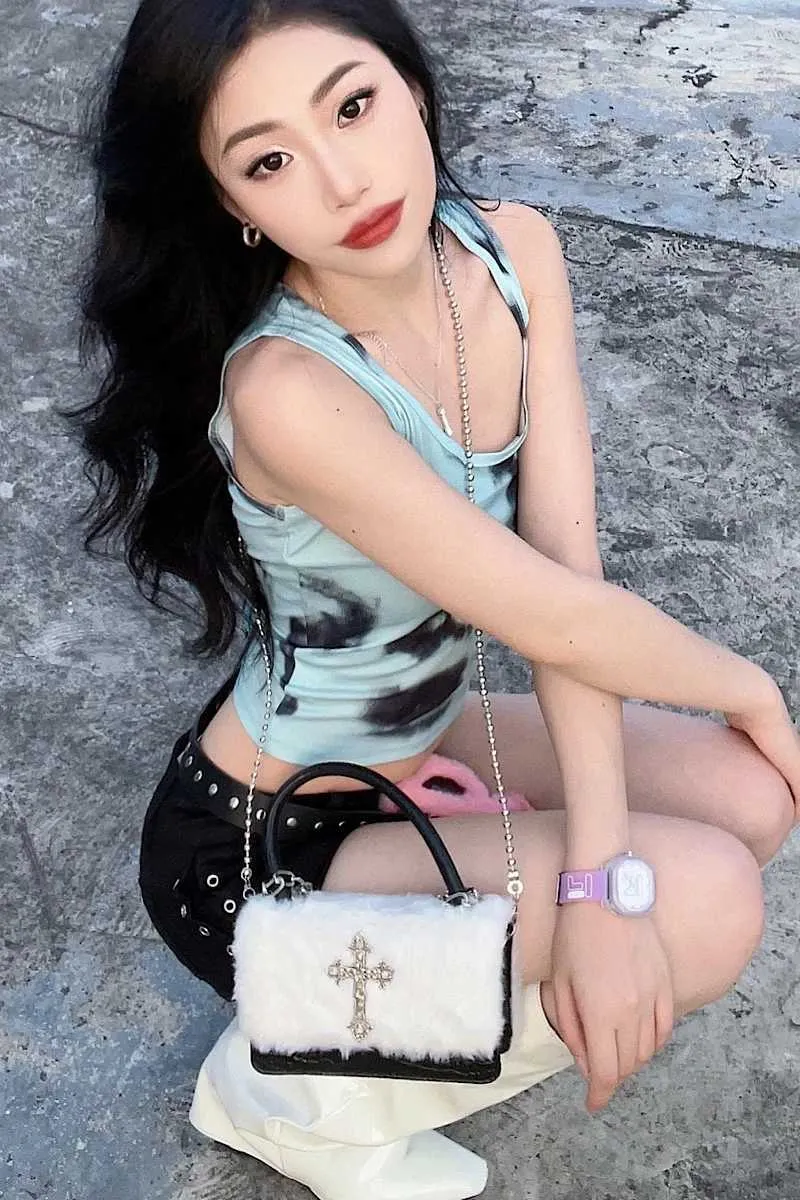 Quick view list Y2k Gothic Handbag for Women Soft Plush Cross Applique Chain Shoulder Hot Girls Hip Hop American Style_voghion.com