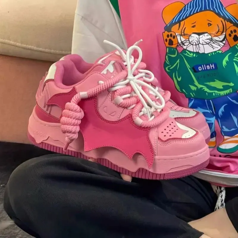NEW Pink Bat Womens Sports Platform Comfortable Kawaii Casual Sneakers Athletic Ladies Breathable New Skateboard Shoes_voghion.com