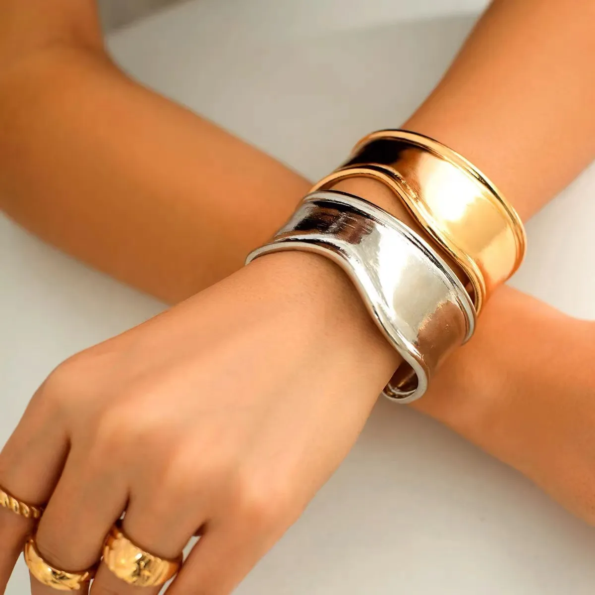 Wide Cuff Bangle Personality Punk Bracelet For Couples_voghion.com