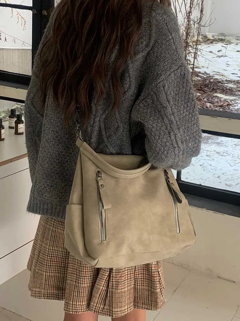 Sacs à bandoulière décontractés en cuir givré solide pour femmes de grande capacité pour l'automne et l'hiver_voghion.com
