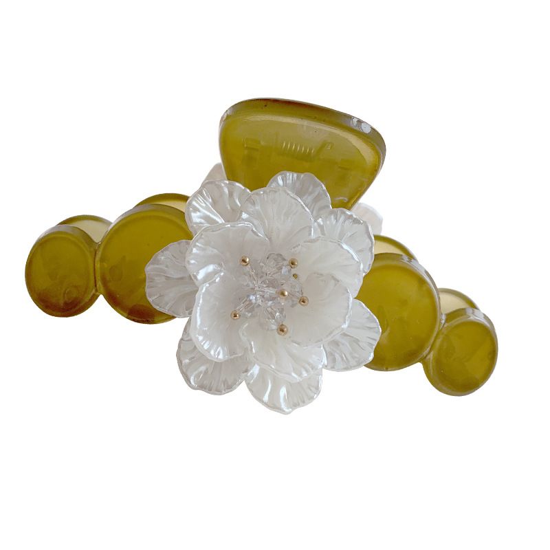 Spring/Summer 2022 New Sen Series Green Grasping Jiashan Camellia White Fresh Shark Clip Hairpin_voghion.com
