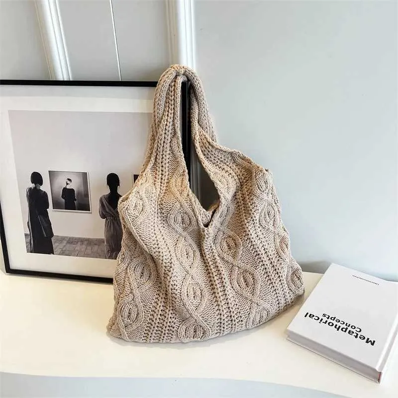 New Vintage Wool Knitted Hand Woven Shoulder Bag For Women Casual Shopping Handbag Large Capacity Female hetC241105_voghion.com