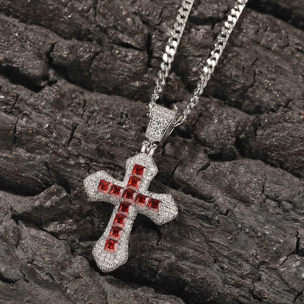 Nuova collana con croce blu Hip Hop con diamanti e versatile maglione in argento Sterling con ciondolo a catena cubana intrecciata_voghion.com