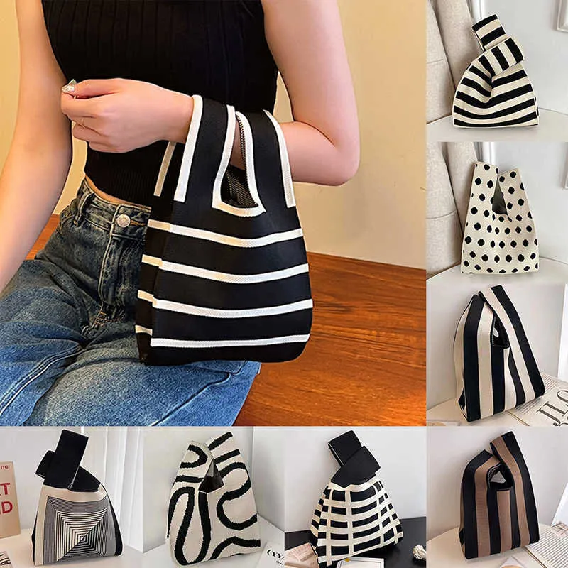 Fashion Handmade Knit Handbags Women Mini Knot Wrist Bag Korean Casual Reusable Shopping BagsC241104_voghion.com