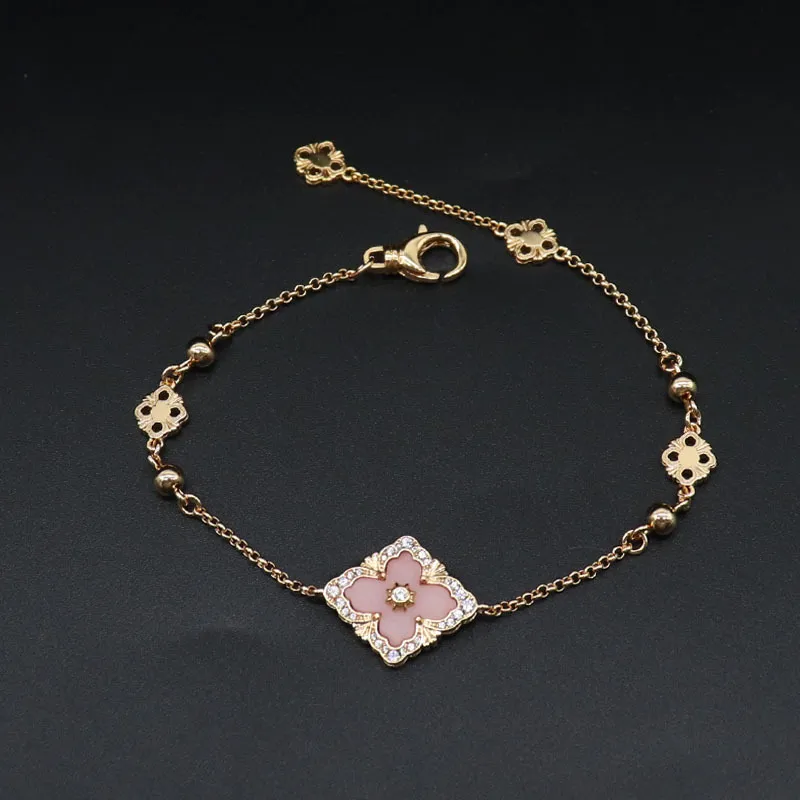 Clover Charm Bracelet With Mother Of Pearl Elegant Gold Bangle_voghion.com