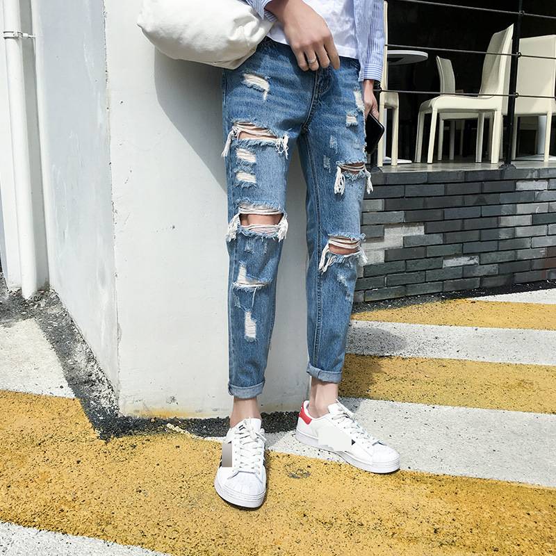 Men's Cropped Slim Fit Ripped Jeans For Stylish Casual Outfits_voghion.com