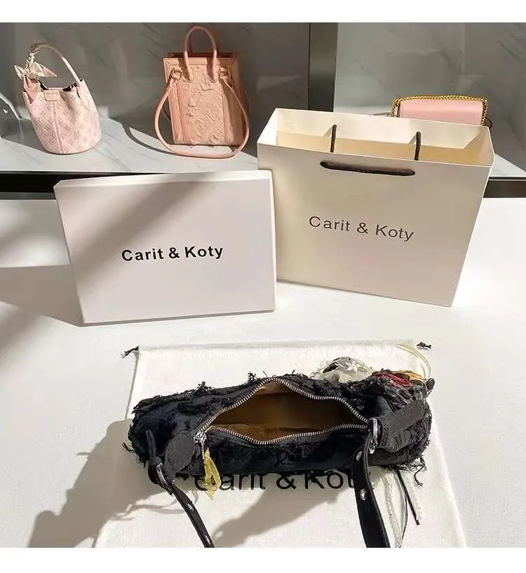 Neue Mode Lässig Denim Quaste Platz Feste Ral Appliques Schulter frauen Handtasche Dame Geldbörse Weiblichen Kühlen Tasche_voghion.com