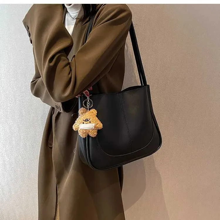 Bolso de hombro de alta gama con textura de gran capacidad, nuevo bolso de mano para mujer, otoño e invierno 2024, C241106_voghion.com