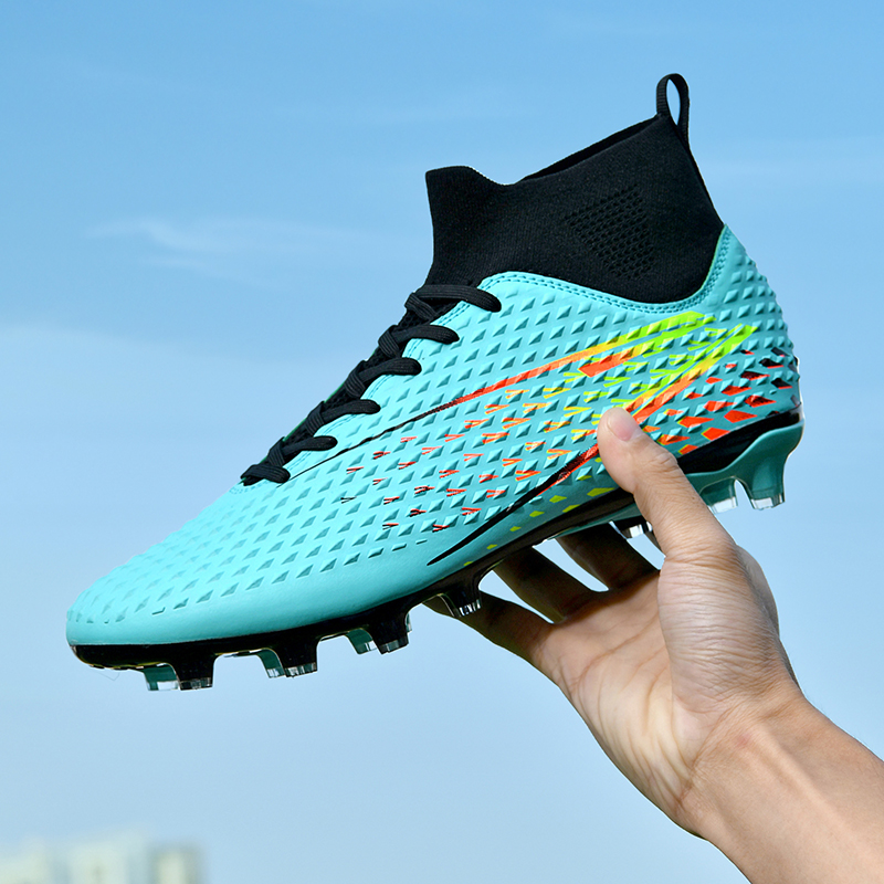 Nei Männer Fussballschong Professionell Outdoor Hot Selling Héichqualitativ Ultraleicht Fussballschong Cleats Gras Training_voghion.com