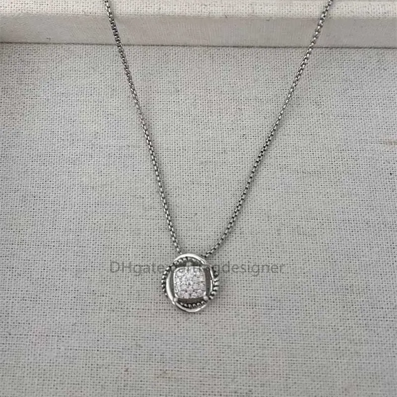 Halskjede Zirkonia Halskjeder Smykker Designer Kubisk for kvinner Full 11mm Pav Anheng Iced Out Entwined Loops Design_voghion.com
