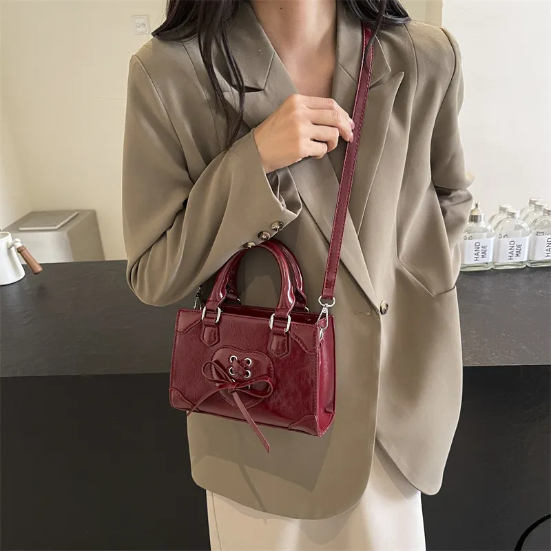 Umhängetaschen Mini Kleine Quadratische Tasche Tote Frauen Designer Handtaschen Vintage Bambus Griff Weibliche Elegante_voghion.com