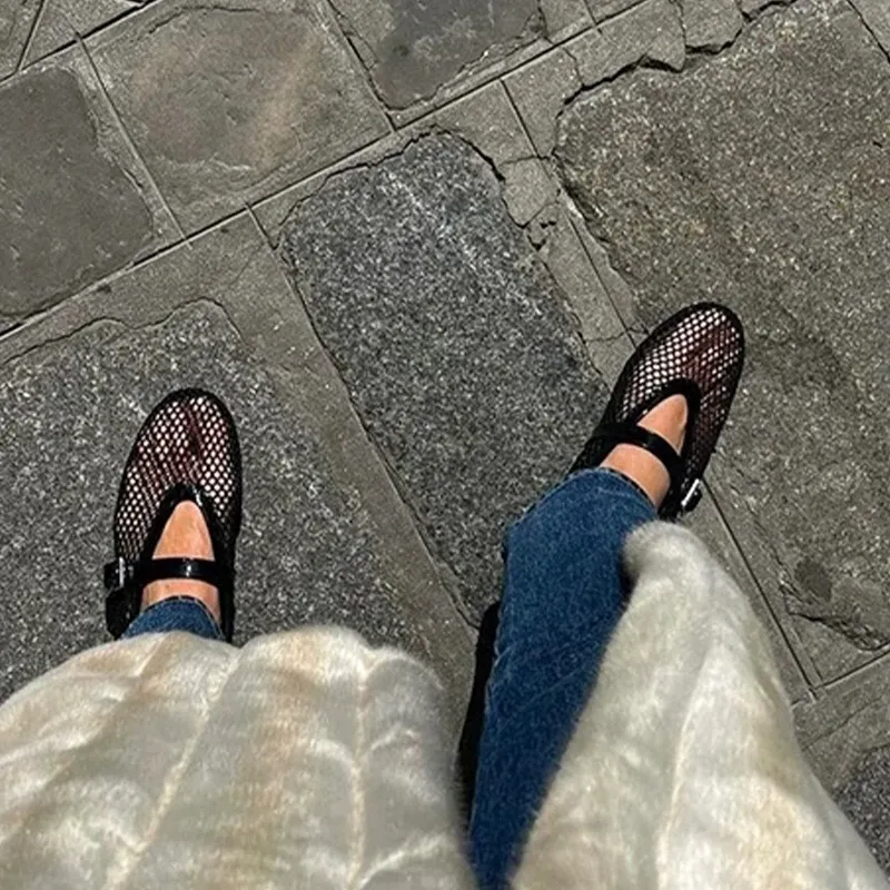 Sandals Summer Mesh Hollow Women Flats Shallow Loafers Beach Walking Designer Shoes Comfort Retro Female atillas_voghion.com