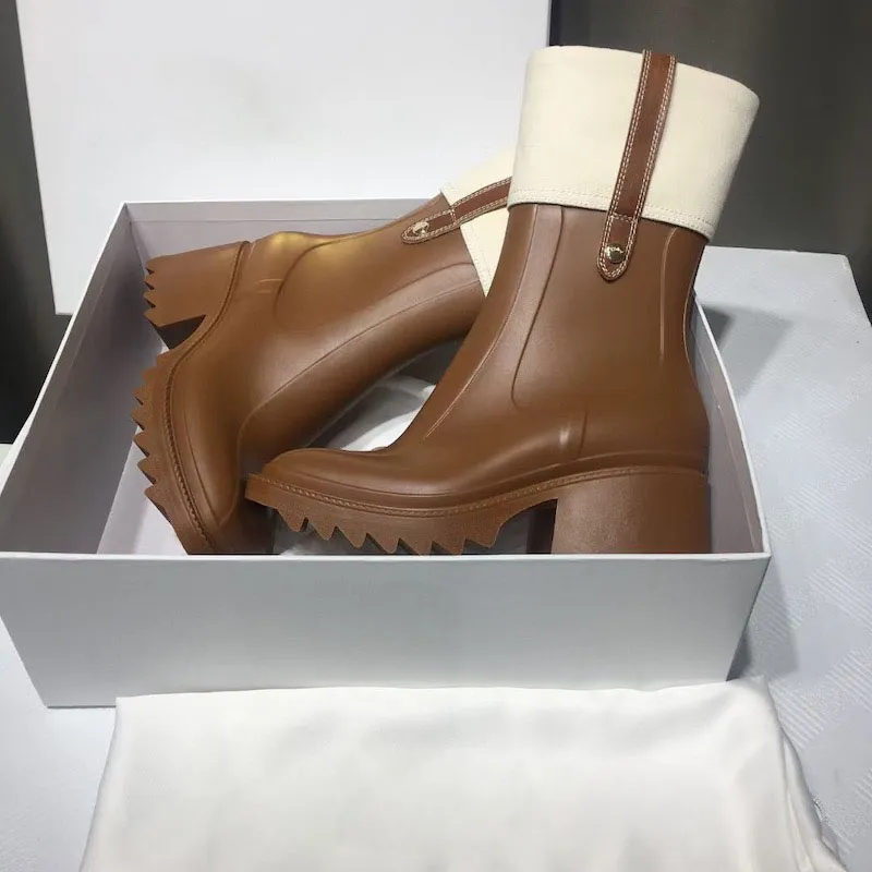 Women's Black Knee-high Waterproof Rain Boots With Platform Sole_voghion.com