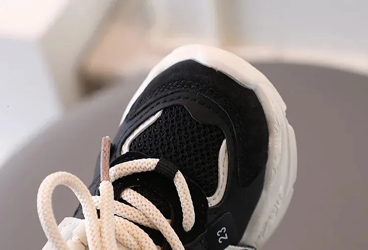 Childrens casual childrens kindergarten sports breathable air mesh shoes 240627_voghion.com