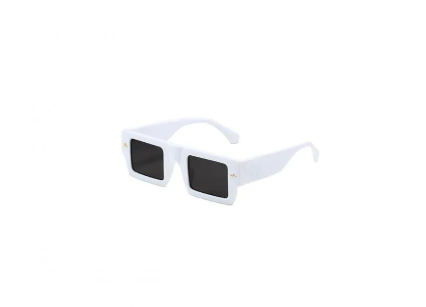 Beach Sun Triangular Glasses Outdoor Eyeglasses Goggle Signature Optional Classic Designer Women 5 Colors Sunglasses for_voghion.com