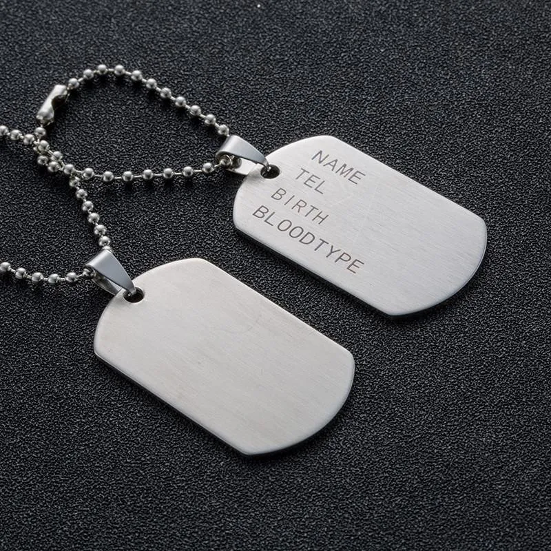 Colliers pendentifs militaires tactiques de l'armée, étiquettes d'identification de nom, cartes pour hommes, collier et pendentifs en acier inoxydable, porte-clés tendance pour hommes_voghion.com
