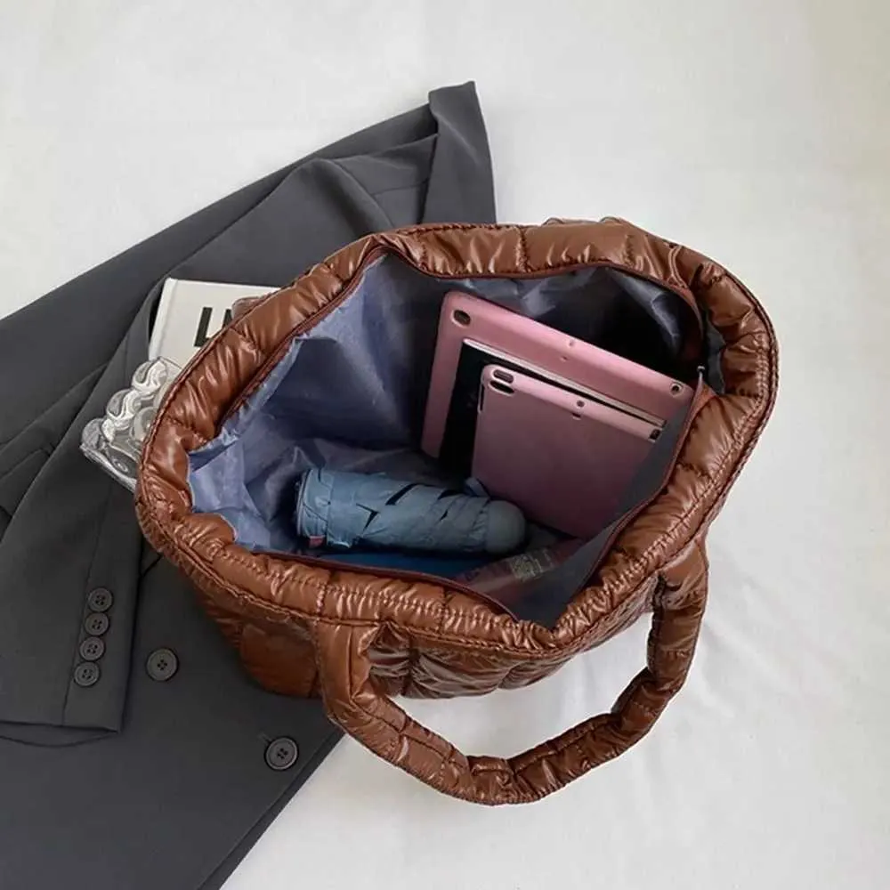 Women's Quilted Tote Bag Large Capacity Winter Shoulder Handbag_voghion.com