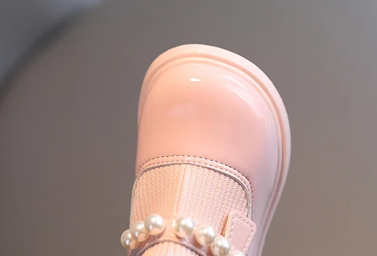 2025 Nei Baby Meedercher Prinzessin Stiwwelen Socken Cutefeet Kanner Casual Klengkanner Kanner Hierscht Wanter Lieder Schong mat Pärelen_voghion.com